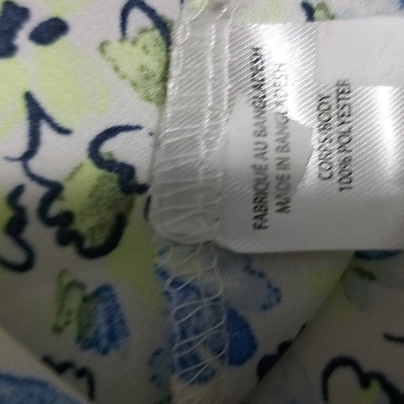 Lilly Morgan cap sleeved floral blouse - Picture 8 of 8